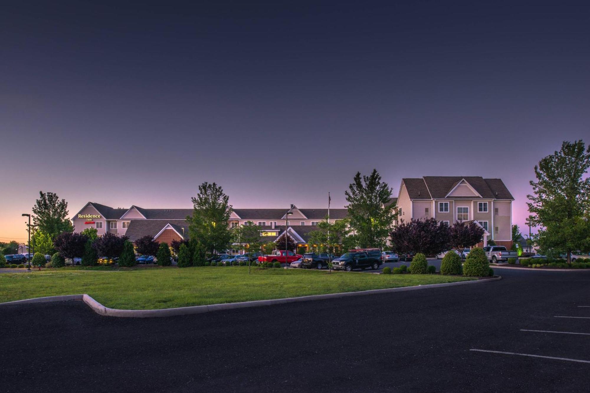Residence Inn Уэйнсборо Экстерьер фото