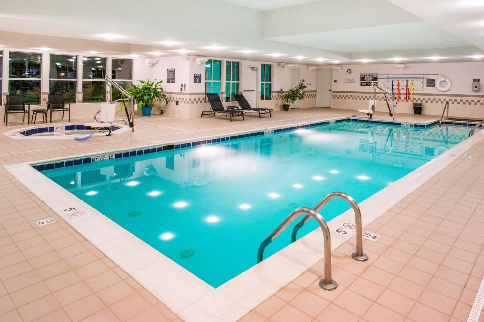 Residence Inn Уэйнсборо Экстерьер фото
