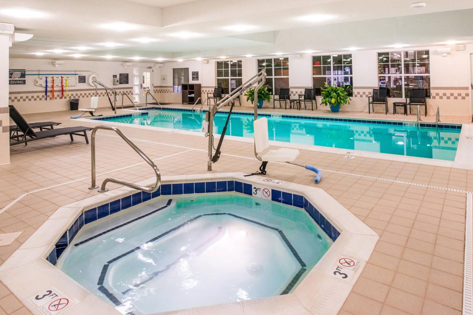 Residence Inn Уэйнсборо Экстерьер фото